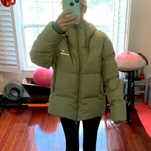 BNWT The Arrivals nyc Aer Core Down Puffer Jacket Large Light Army